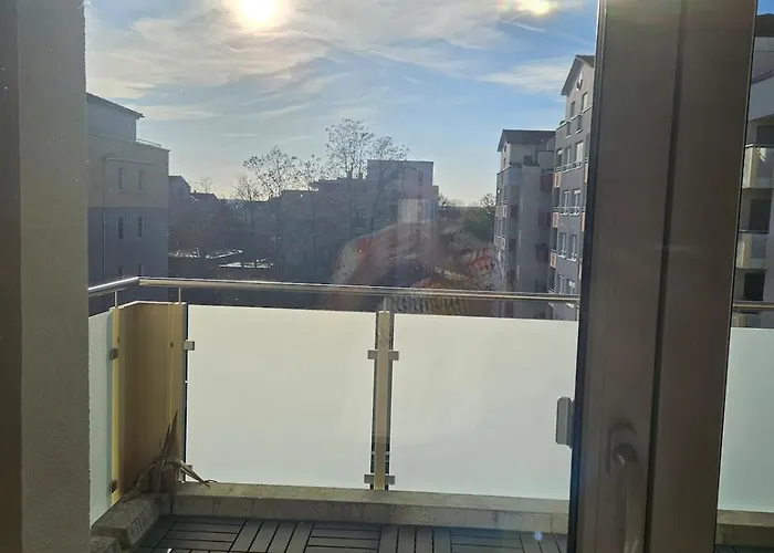 Bright 2-room With Balcony In *